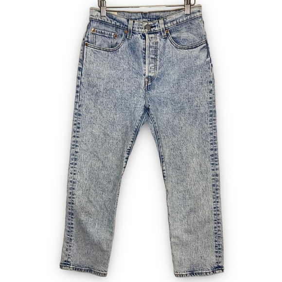 LEVI’S Premium 501 Original Cropped Light Wash Jeans in Stone Throw (Size 27) - Picture 2 of 16